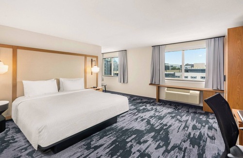 South Lake Union Hotel | Fairfield Inn & Suites by Marriott Seattle Downtown/Seattle Center