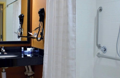 Aquia Harbour Hotel | Fairfield Inn & Suites by Marriott Quantico Stafford
