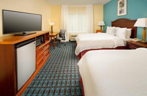 Marshall Hotel | Fairfield Inn & Suites by Marriott Marshall