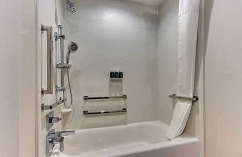 Warsaw Hotel | Fairfield Inn & Suites by Marriott Warsaw