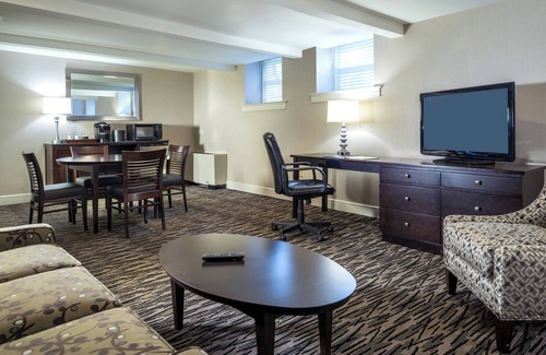 Keene Hotel | Fairfield Inn & Suites by Marriott Keene Downtown
