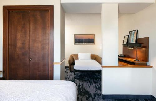 Tulsa Hotel | Fairfield Inn & Suites by Marriott Tulsa Central