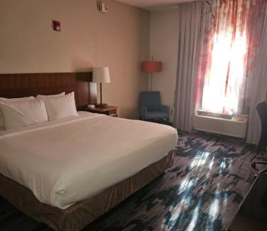 Tulsa Hotel | Fairfield Inn & Suites by Marriott Tulsa Central