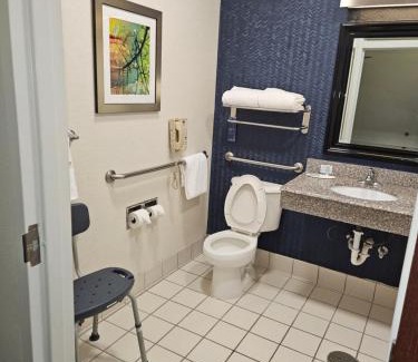 Tulsa Hotel | Fairfield Inn & Suites by Marriott Tulsa Central