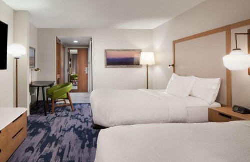 South Charleston Hotel | Fairfield Inn & Suites by Marriott Charleston