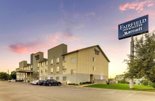 Fort Worth Hotel | Fairfield Inn & Suites by Marriott Fort Worth I-30 West Near NAS JRB