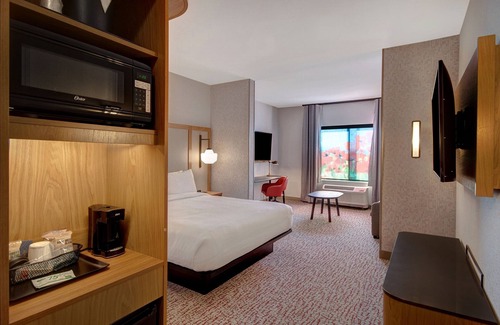 Lancaster Hotel | Fairfield Inn & Suites by Marriott Lancaster Palmdale