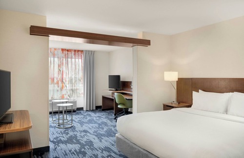 Clifton Heights Hotel | Fairfield Inn & Suites Cincinnati Uptown/University Area