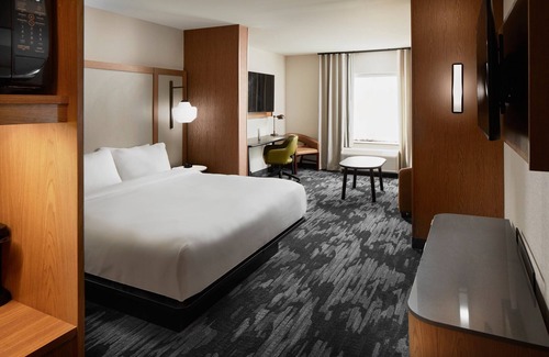 Stony Creek Hotel | Fairfield Inn & Suites by Marriott Stony Creek
