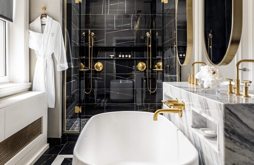 Byward Market - Parliament Hill Hotel | Fairmont Chateau Laurier
