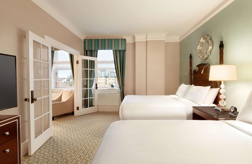 Byward Market - Parliament Hill Hotel | Fairmont Chateau Laurier