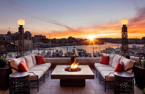 Inner Harbour Hotel | Fairmont Empress Hotel