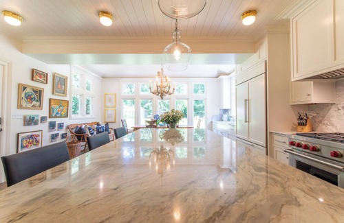 Saugatuck House | Fairview - an Expansive Retreat