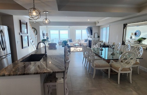 Milford House | Fairview Beach Front, Charming Peaceful, Comfortable Stay