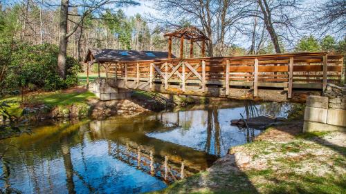 Sapphire Resort | Fairway Forest