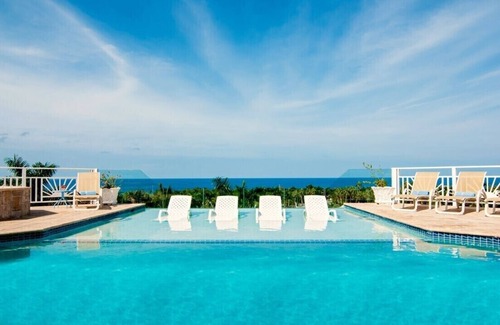 Montego Bay Villa | Fairway Manor 7-Beach Resort Membership!Tennis Court! Infinity Pool, Fully Staffed