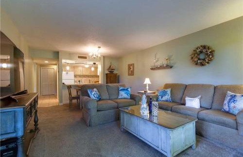 West Beach Village Apartment | Fairway Oaks 1363