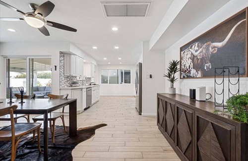 Trail West Cottage | Fairway - Pool & Mini Golf - 5 Mins to Old Town
