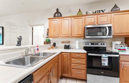Branson West Apartment | Fairway to Heaven Condo