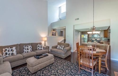 Lake Lure House | Fairway Villa 1506 at Rumbling Bald