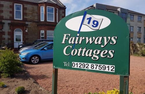 Prestwick Ski Chalet | Fairways Cottages