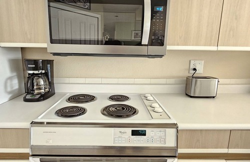 Branson Condo | Fairways Oasis Walk-in Suite at the Fairways at Thousand Hills! Great Rates!