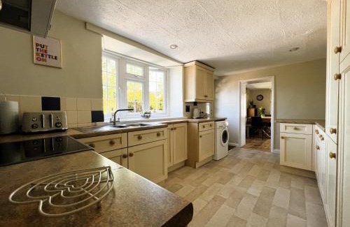 Nettlestone House | Fairy Hill Cottage