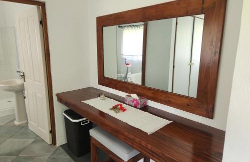 Cerf Island Apartment | Fairy-Tern Chalets Cerf Island