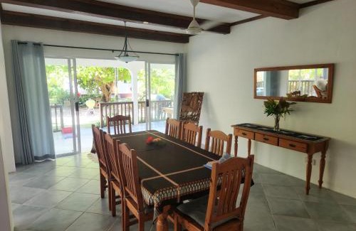 Cerf Island Apartment | Fairy-Tern Chalets Cerf Island