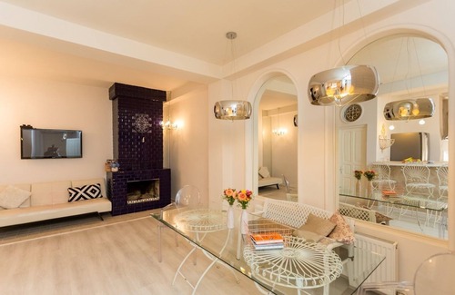 Tbilisi City Centre Apartment | Falcon Apartments - Meidan Boutique