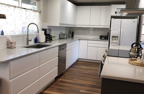 Rockaway Beach House | Falcon House - Modern ranch next to city park and just 5 blocks from the beach.