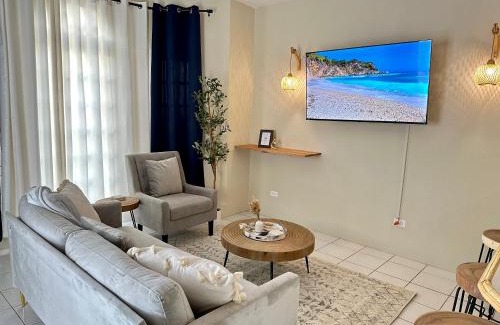 Montego Bay Apartment | Falcon Views - Airport Transportation Available-Security-Gated