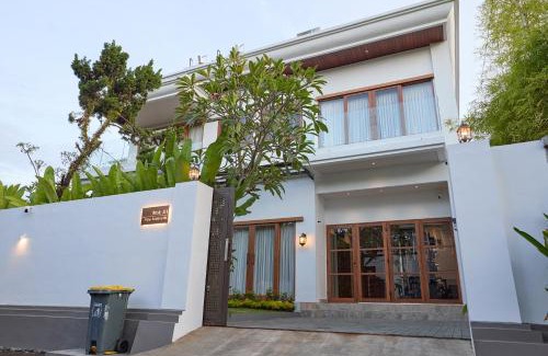 Seminyak Villa | Fale Seminyak - Brand New Modern Luxury 5BR Villa in Seminyak with Private Pool, Gym & Massage Room