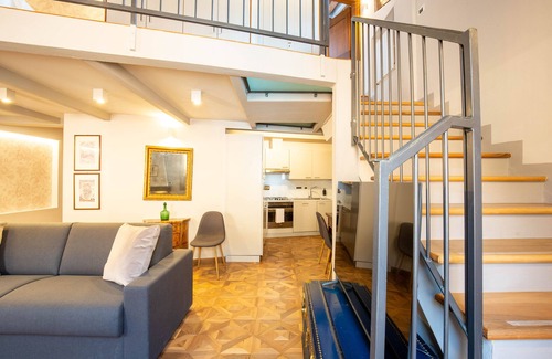 Historic Center Apartment | Falegnami Suites Appartamento Deluxe su due livelli