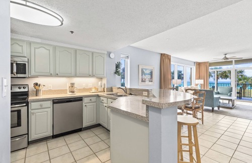 Destin Condo | Fall Availability! Stellar Beach Views! Jade East Condo! Pool & Prvt Beach!