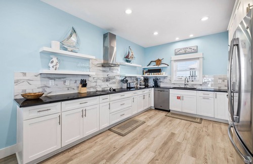Cape San Blas House | Fall Availability! Castaway Cove - Gulf Views! Volleyball Court! Dog-Friendly! Steps to the Beach!