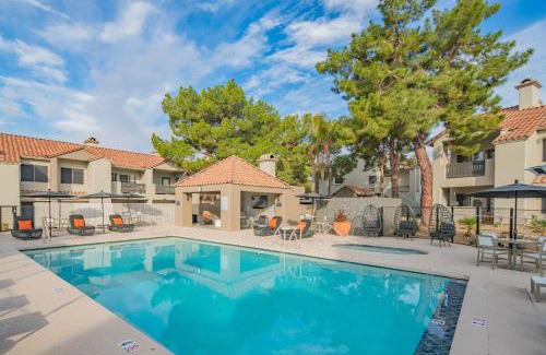 North Scottsdale Apartment | Fall concert series-2 Pools, Games & Parking H1059