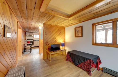 Remsen House | Fall Festival Retreat Cabin with Deck and Yard!
