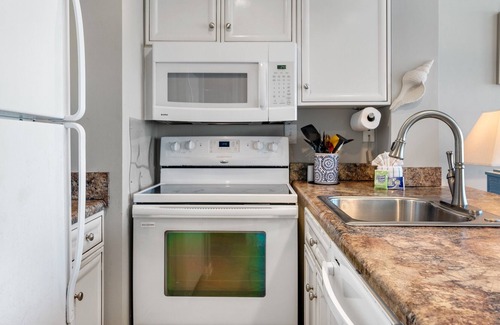 Fort Morgan Condo | FALL FLASH SALE Beautiful Beach View from this Cute Condo with Beach Decor