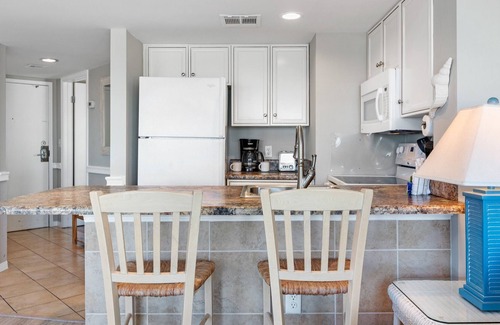 Fort Morgan Condo | FALL FLASH SALE Beautiful Beach View from this Cute Condo with Beach Decor