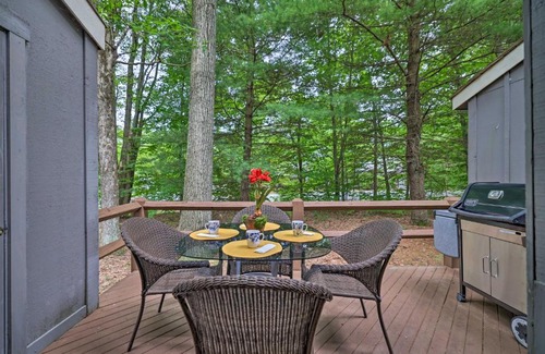 White Haven House | Fall Foliage Awaits! Cozy Lake Harmony Escape