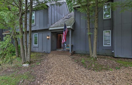 White Haven House | Fall Foliage Awaits! Cozy Lake Harmony Escape