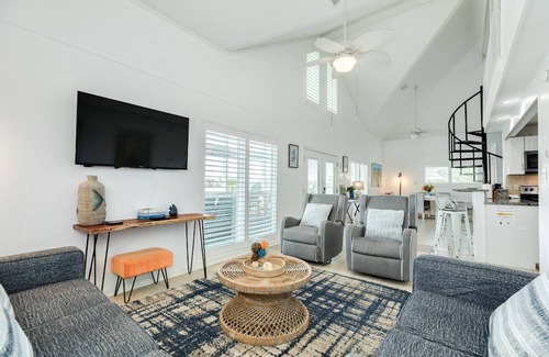 Jamaica Beach House | Fall for Galveston 15% Off Your Stay This Season