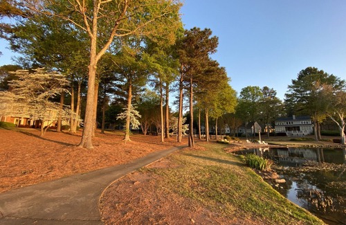 Lake Oconee House | Fall fun at the Lake! Heaven on Earth! Boating, Fishing, Memory Making 🍁🛶🍂💚🏌🏿‍♂️