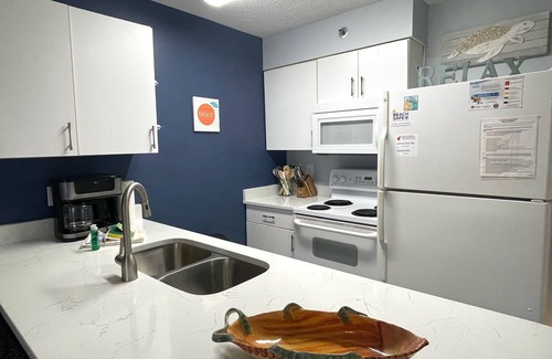 Orange Beach Condo | Fall getaway at Tradewind in Orange Beach-indoor pool