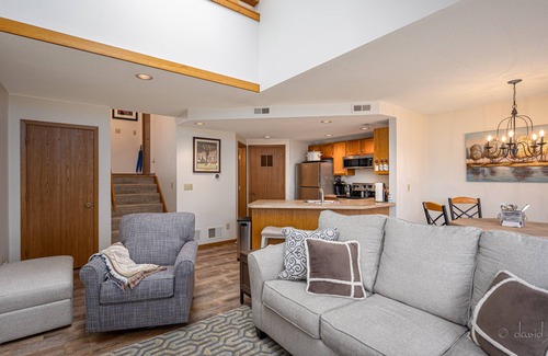 The Galena Territory Condo | Fall Golf Bliss at Lucky Bunker – Swing Into Galena!