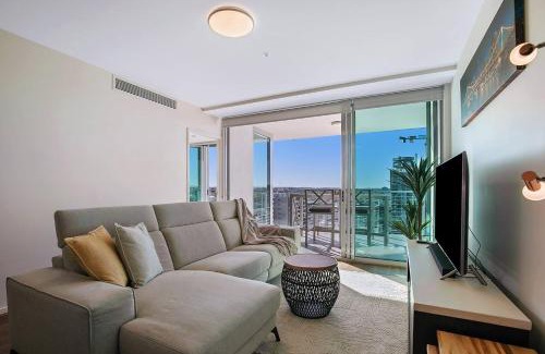 Newstead Apartment | Fall in Love with Waterfront Resort-style Living