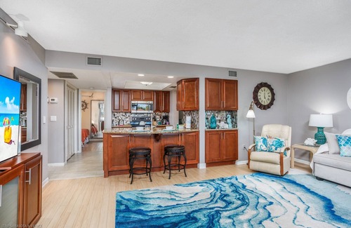 Siesta Key Condo | Fall Into Paradise 7 Night Stay