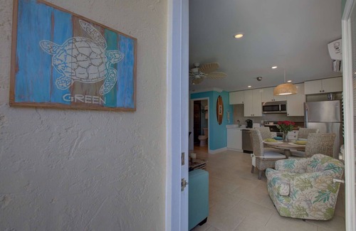 Siesta Key Village Condo | Fall Into Paradise Your Endless Summer Starts Now