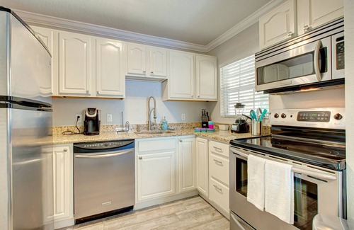 Siesta Key Village Condo | Fall Into Paradise Your Endless Summer Starts Now